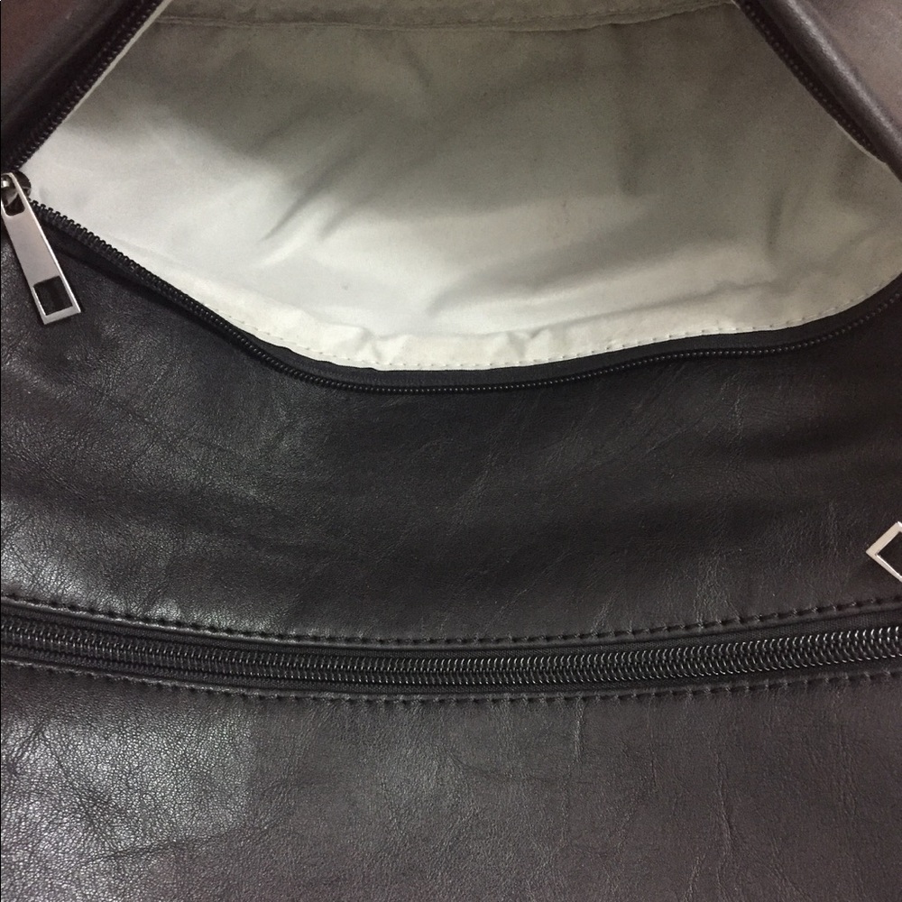 Tory Burch Leather Shoulder Bag