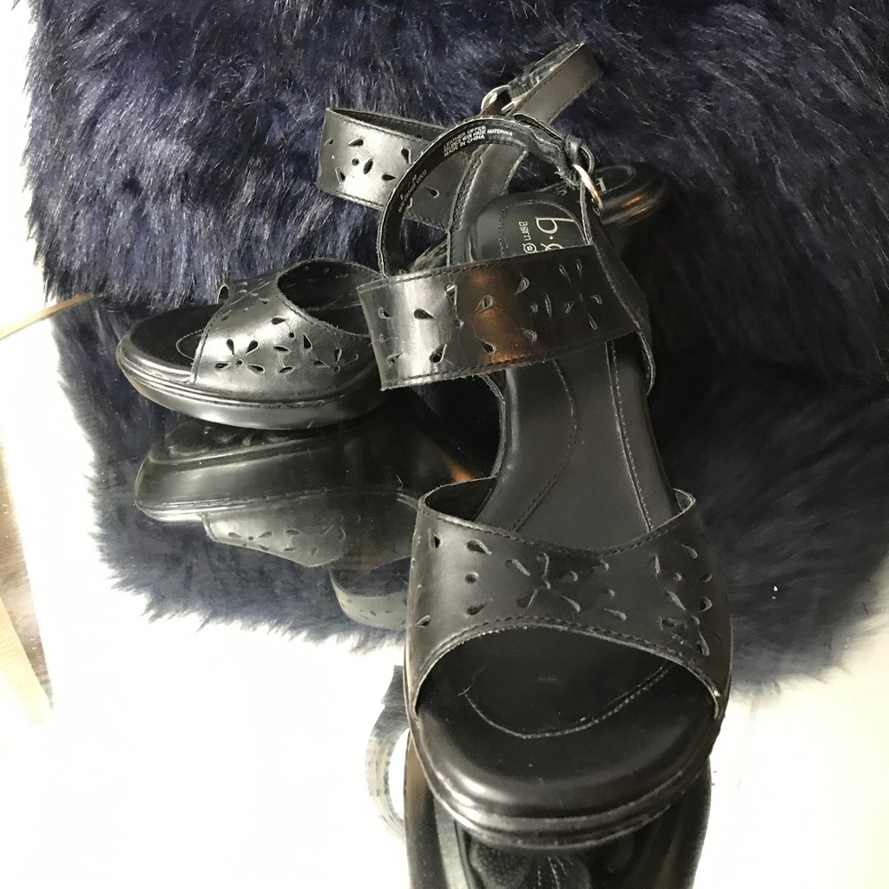 NEW B.O.C. Truly Open Toe Leather Sandals