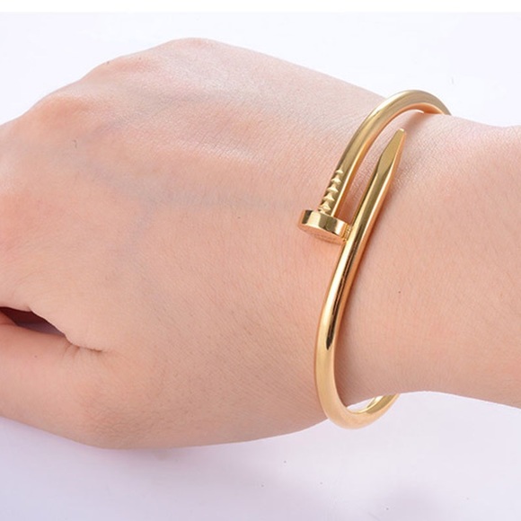 ❤️ BOGO FREE: NAIL HEAD BANGLE BRACELET ⭐️ 2 LEFT - Picture 3 of 4