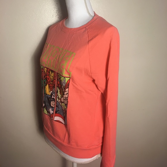 93Mighty Fine Marvel Heroes Pink Graphic Sweatshir - Picture 4 of 8