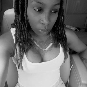 Meet your Posher, Shay's