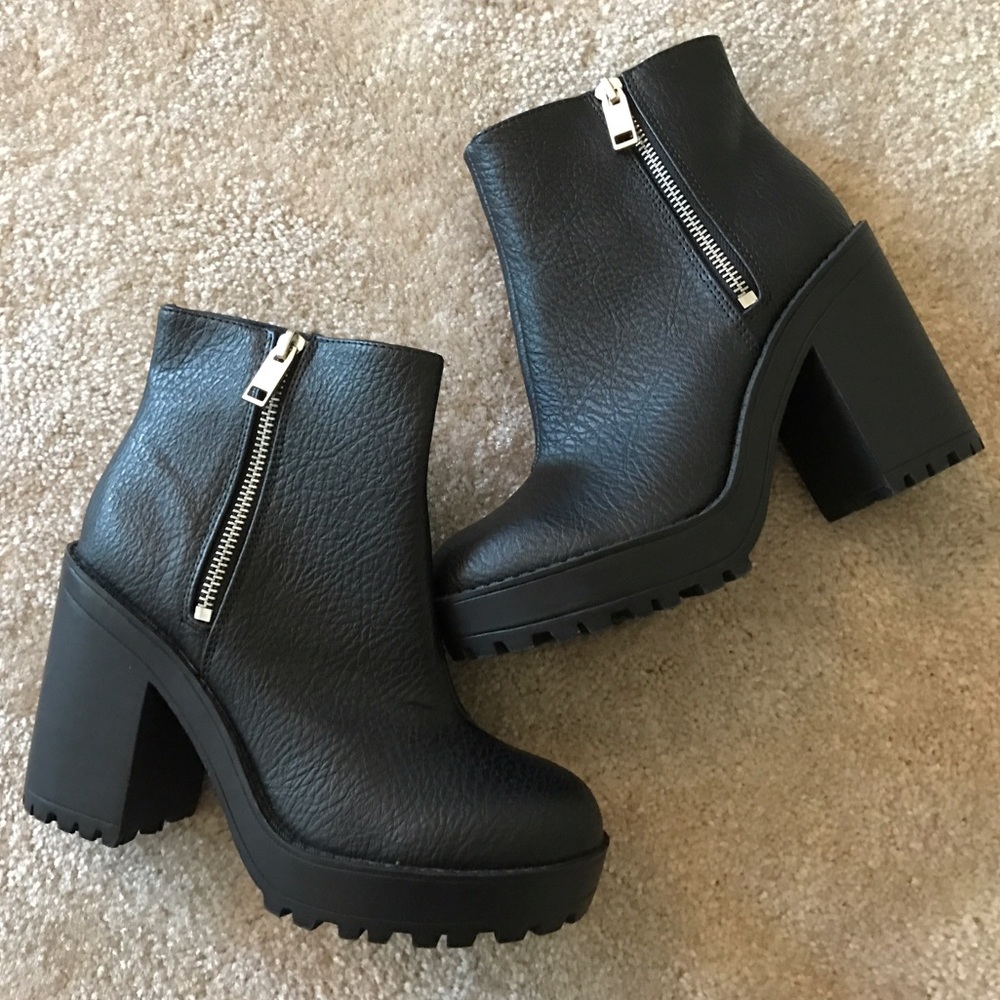 Ankle boots