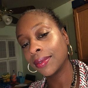 Meet your Posher, Jerilyn