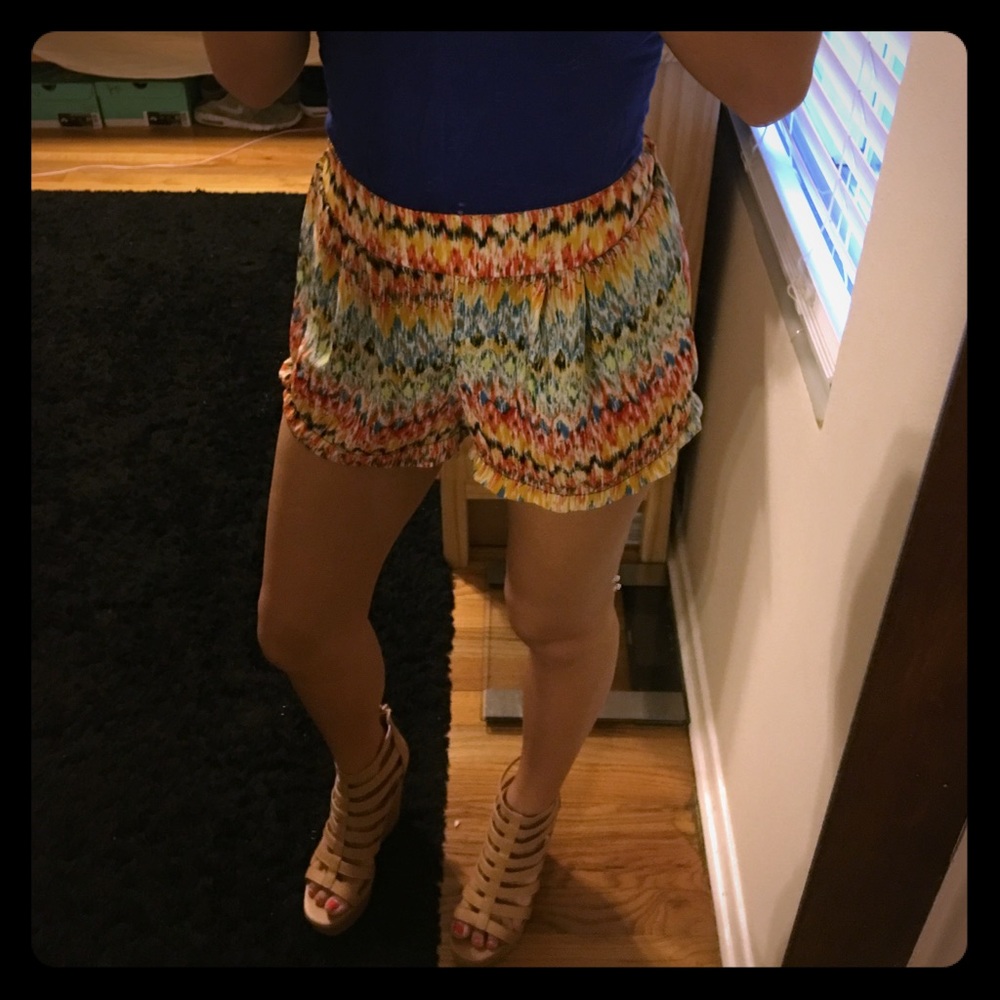 CUTE COLORFUL SHORTS