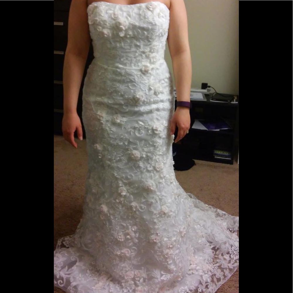 Wedding dress