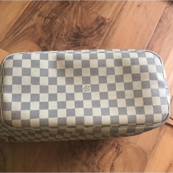 Louis Vuitton Damier Azur Neverfull MM - Picture 2 of 8