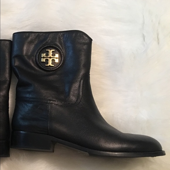 ❌SOLD❌Tory Burch Hallie Black Leather Boots 7 - Picture 2 of 8