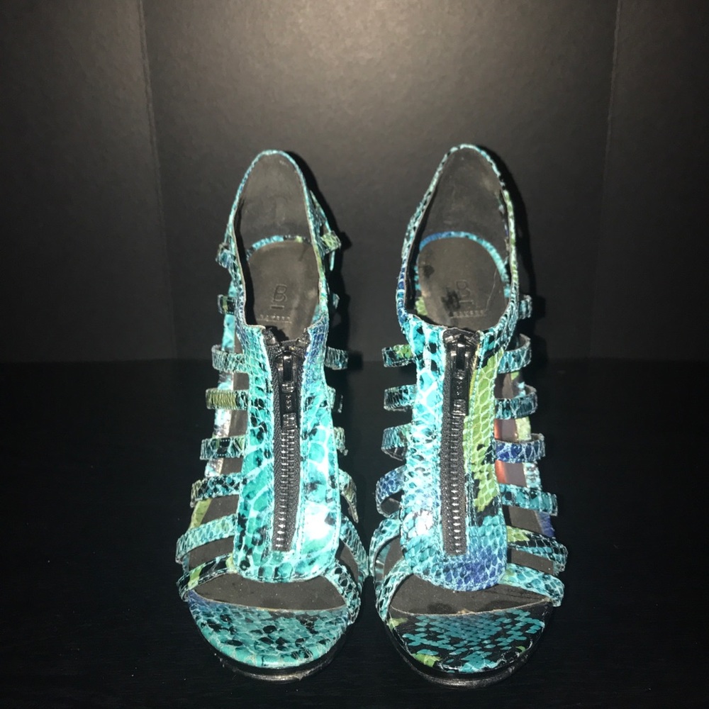 Snake print high heel