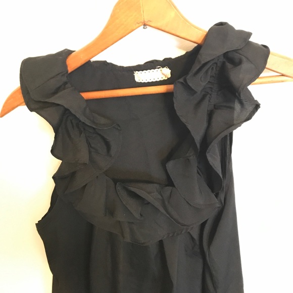 Little black ruffled dress - Picture 2 of 4