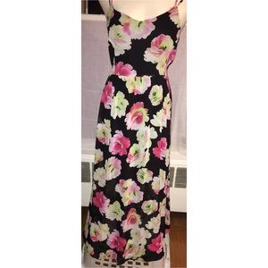 Forever 21 + Floral Print Maxi Dress