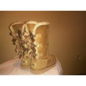UGG Bailey bow triple boots tall triple three bows