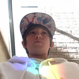 Meet your Posher, Holden