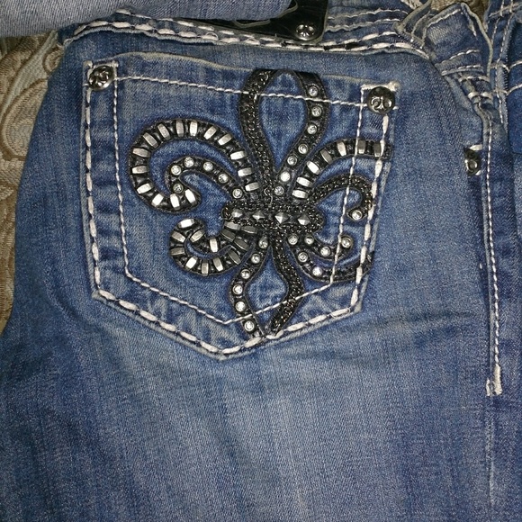 Rare Miss Me Fleur - Picture 1 of 2