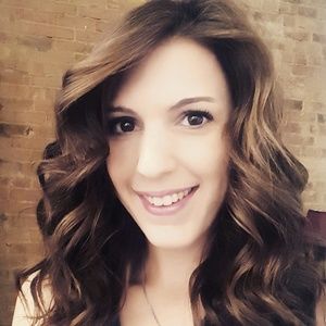 Meet your Posher, Stefani