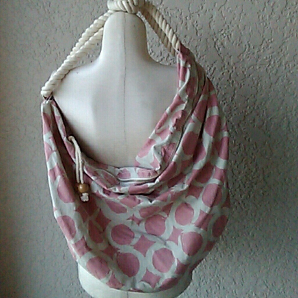 Old navy bag