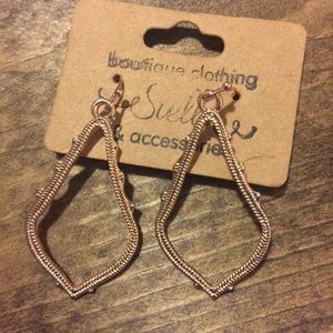 Sophia kendra scott inspired earrings