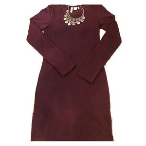 Maroon long sleeve midi dress