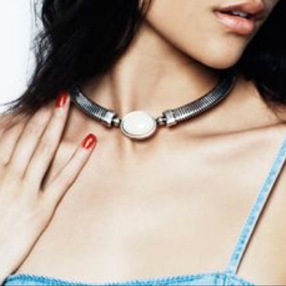 Jewelmint Jewelry - JEWELMINT silver choker PENDANT collar