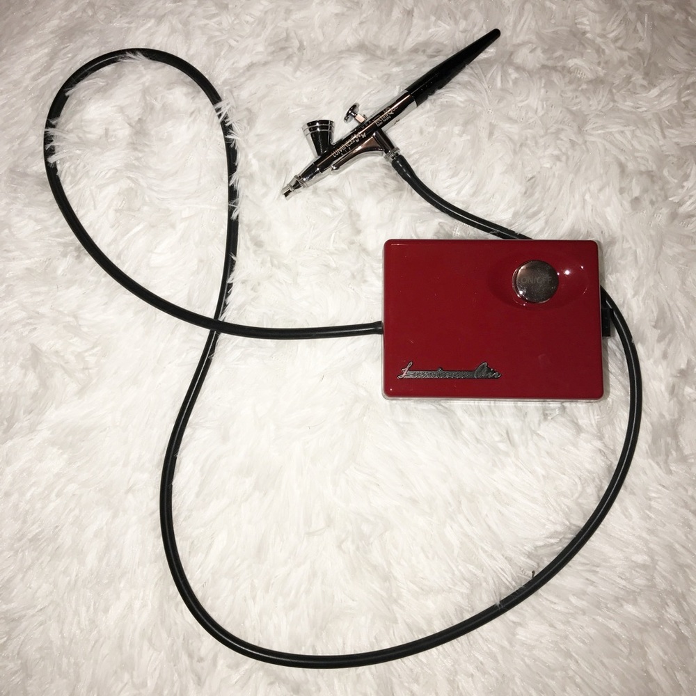 Luminess Air with products included