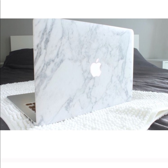 Agent 18 Accessories - • MacBook 11” Marble Skin Cover •