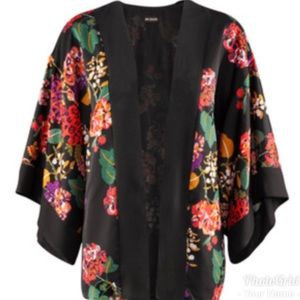 Floral kimono