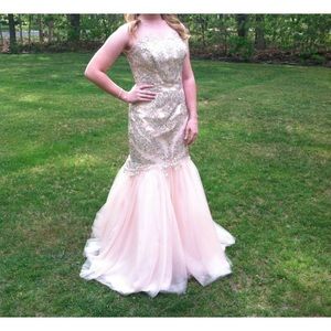 LIGHT PINK PROM DRESS