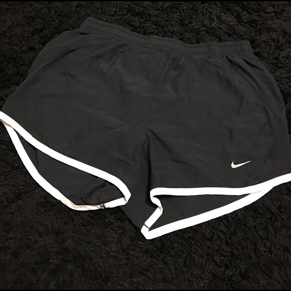 NIKE dri-fit norts