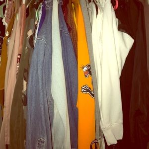 Let me know if you wanna see more clothes 💛