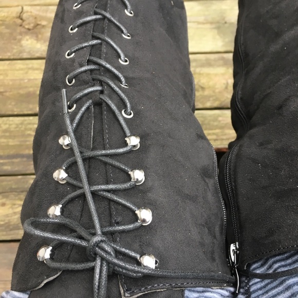 SZ 6 ONLY! Black Suede Lace-Up Knee Boot! NEW! - Picture 7 of 11