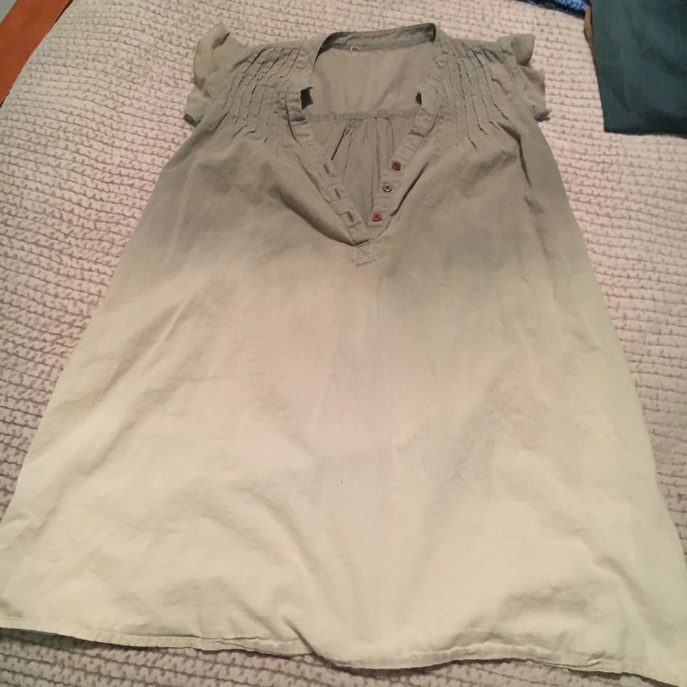 Green ombré maternity shirt
