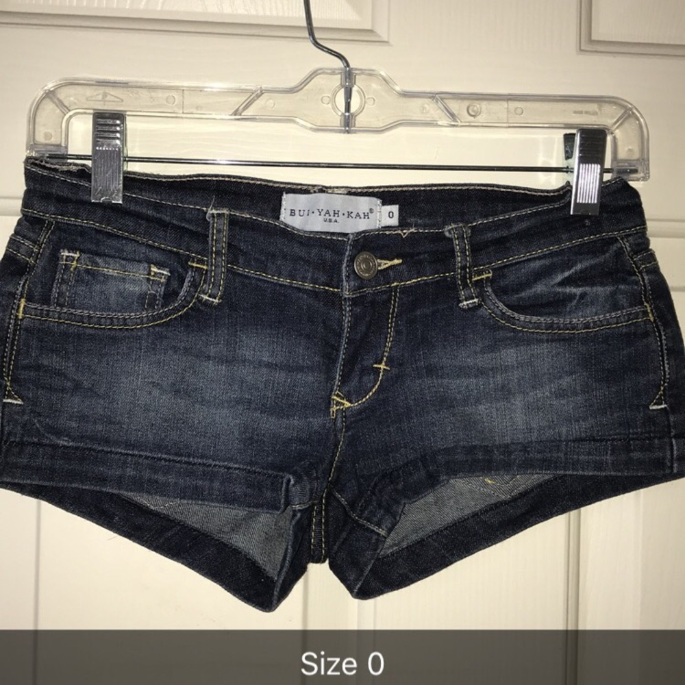 Bui-yah-kah shorts size 0