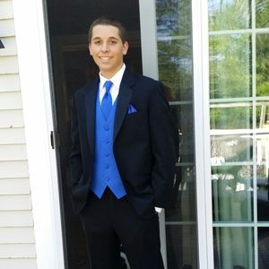 Meet your Posher, Adam