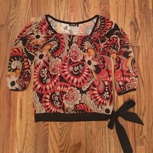 APT9 ladies shirt w/tie perfect for fall!