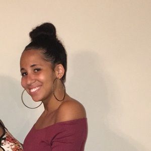 Meet your Posher, Bethany