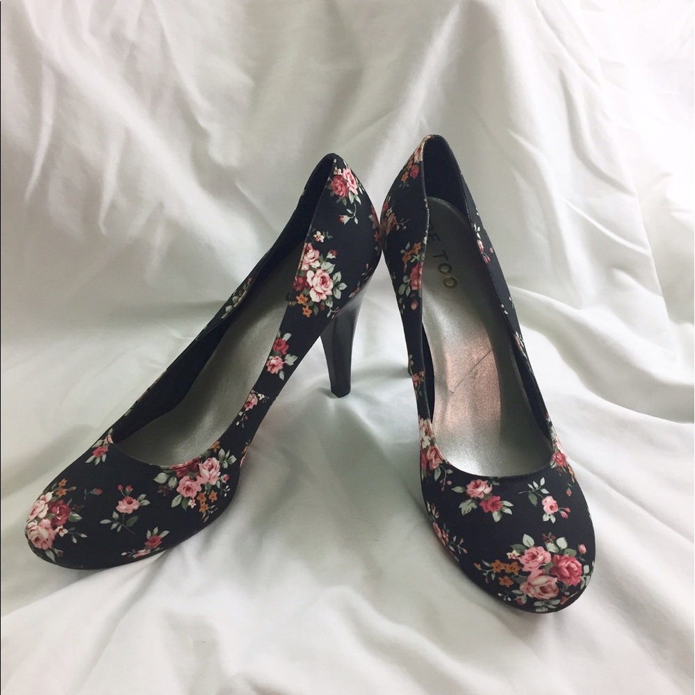 NWOT Me Too | Locket pump - Picture 3 of 7