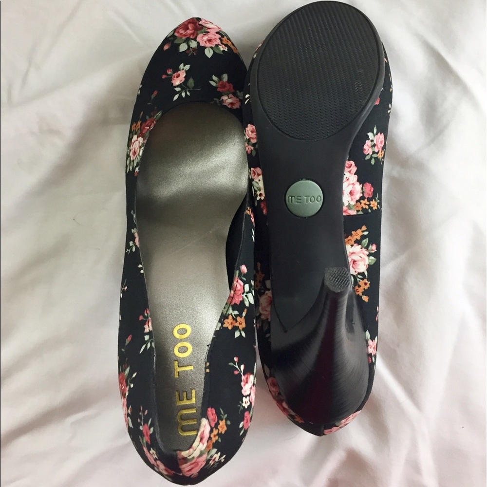 NWOT Me Too | Locket pump - Picture 4 of 7