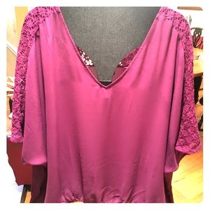 Lane Bryant magenta lacy shoulder tunic