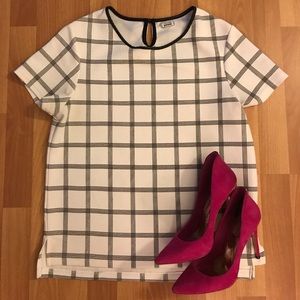 Pimkie Black and White Top (Plaid/Square/Pattern)