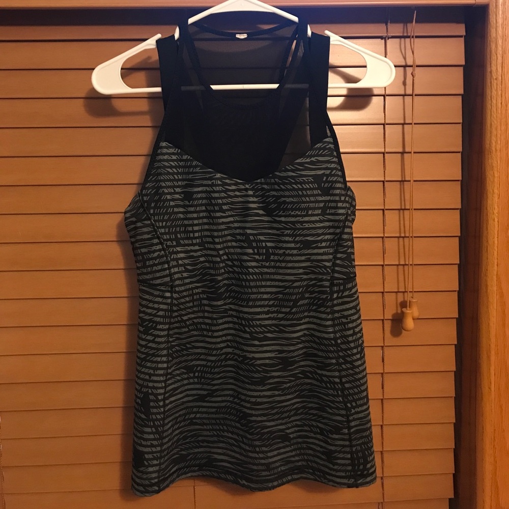Lululemon tank with built-in bra, mesh detail
