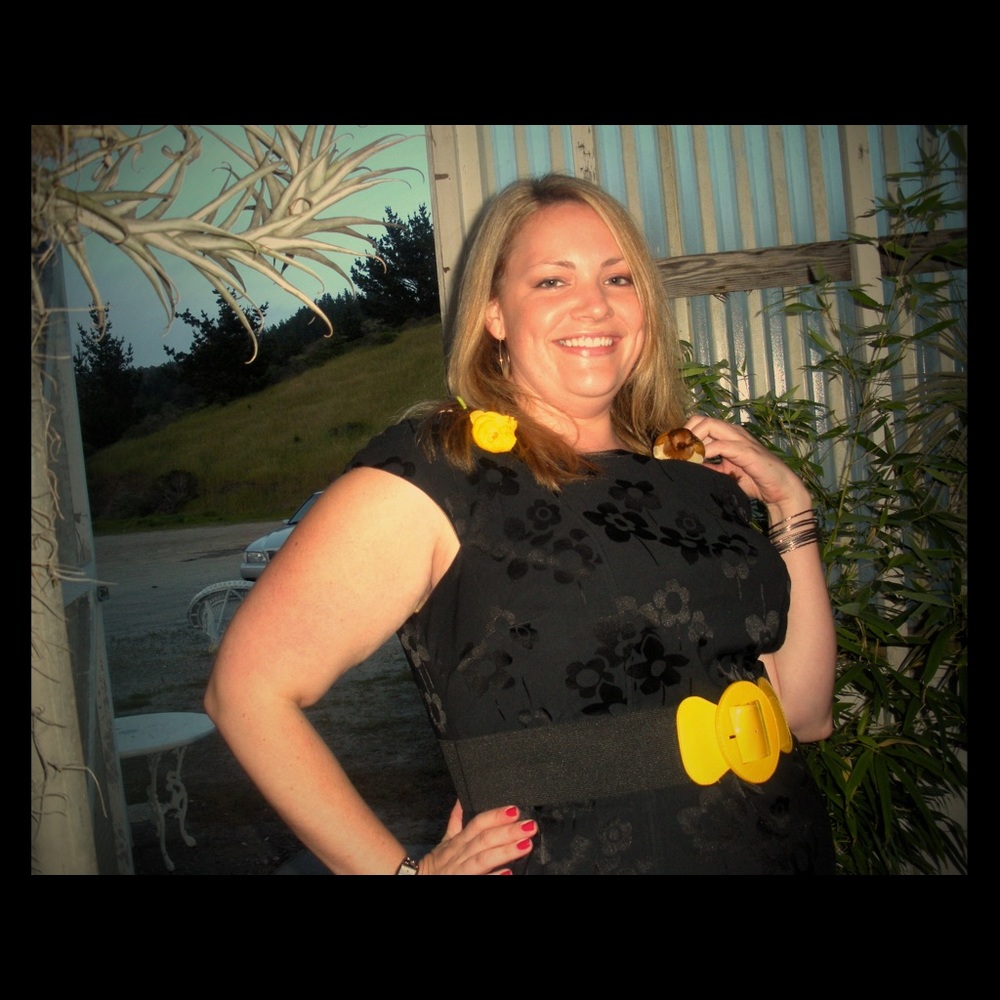 Avenue black dress with yellow belt. Size 18.