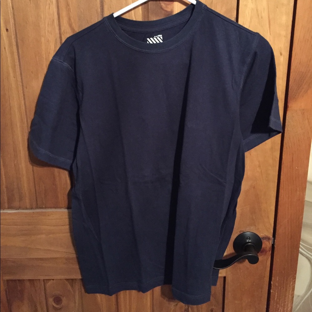 Plain Navy Tee
