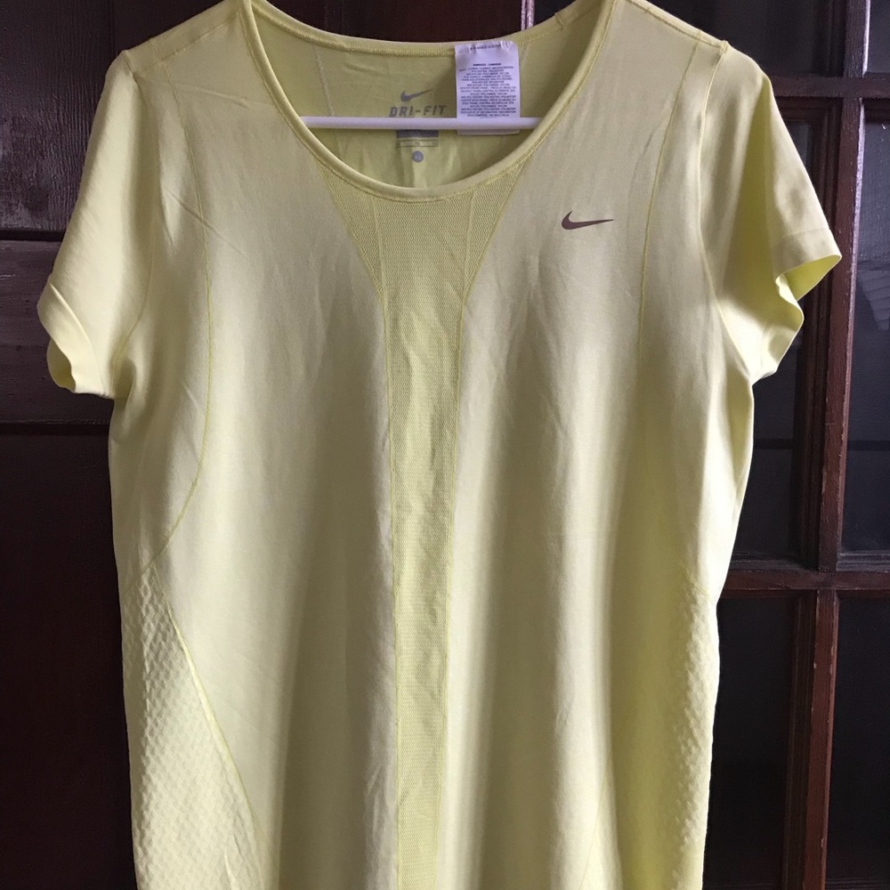 Women’s Nike Dri-fit Shirt