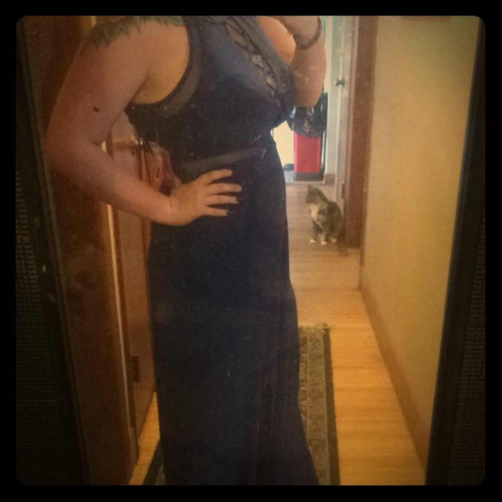 Long blue prom dress