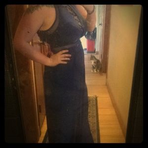 Long blue prom dress