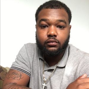 Meet your Posher, Devin