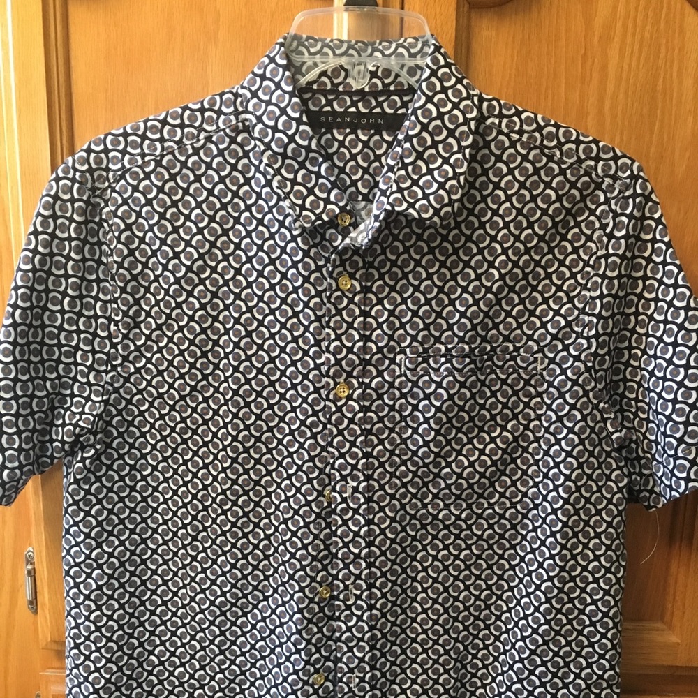 Mens L Sean John dress shirt
