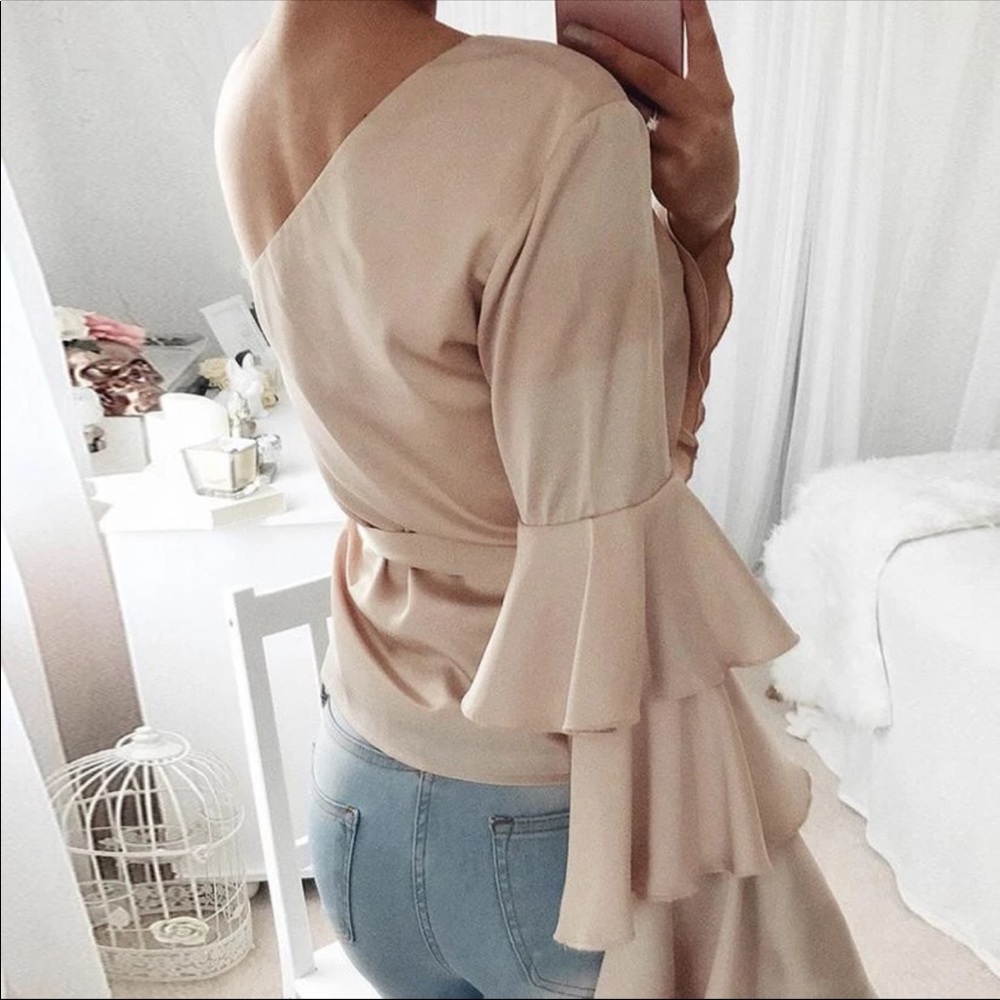Beautiful Off Shoulder Ruffle Sleeve Top - Picture 2 of 3
