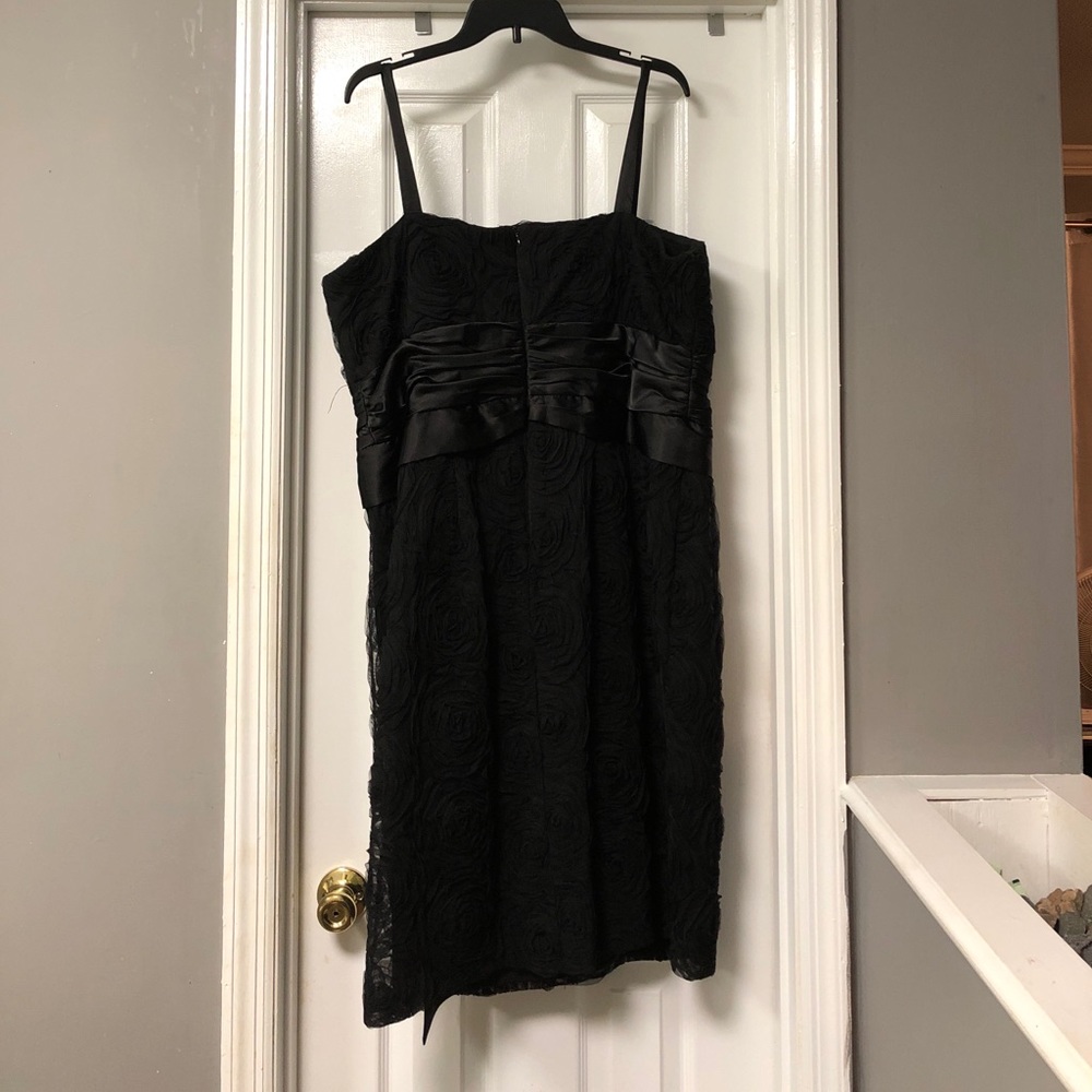 Cocktail dress - Picture 2 of 3