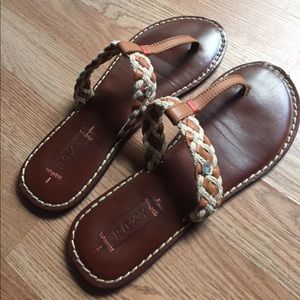Cute leather Roxy sandals