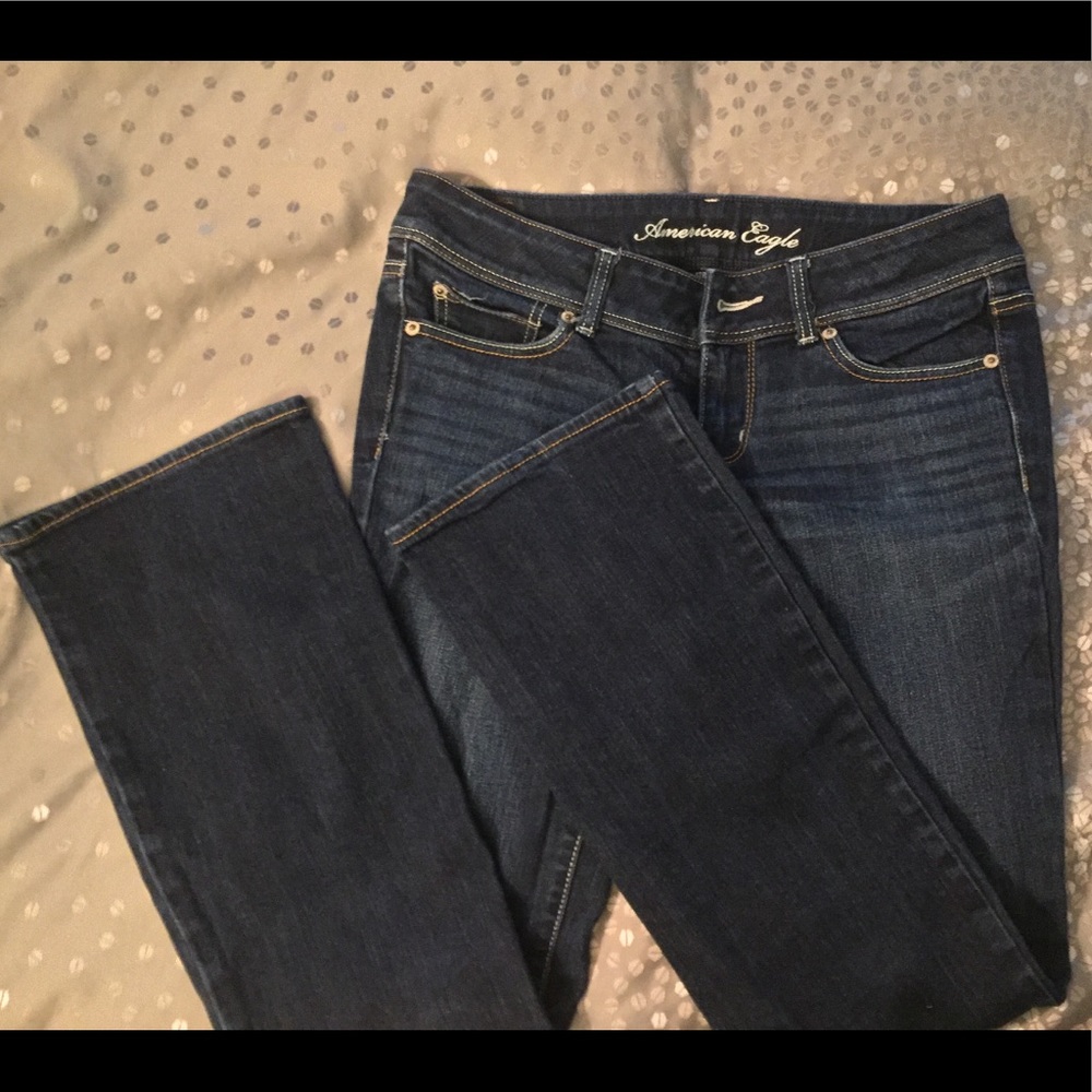 NWOT- American Eagle Sz 6 reg "slim boot" jeans
